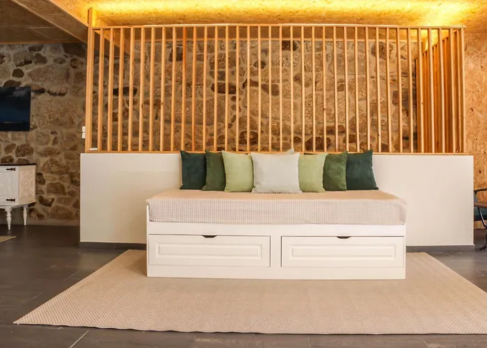 Fonte Da Rosa Belmonte